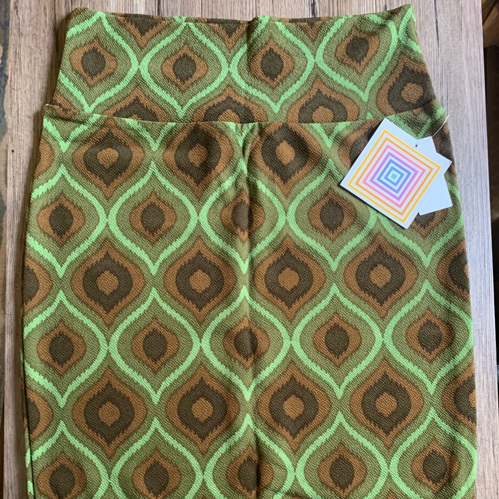 LuLaRoe small Cassie pencil skirt green mini